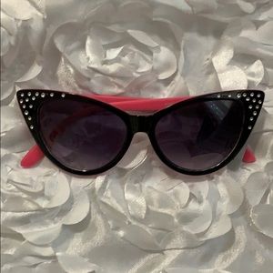 Black and pink cat eye sunglasses